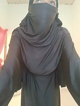 aminaa  online show from 07-02-26, 07:09