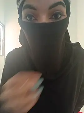 aminaa  online show from 07-14-26, 07:30