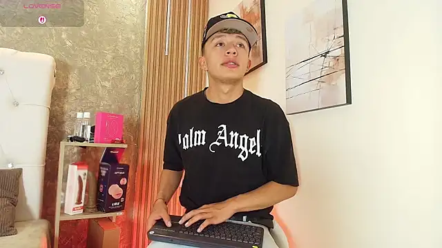 Dark Nico online show from 05-01-26, 04:17
