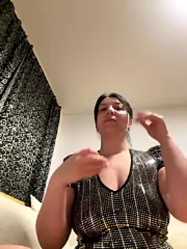 LuissaJ online show from 04-07-26, 07:47