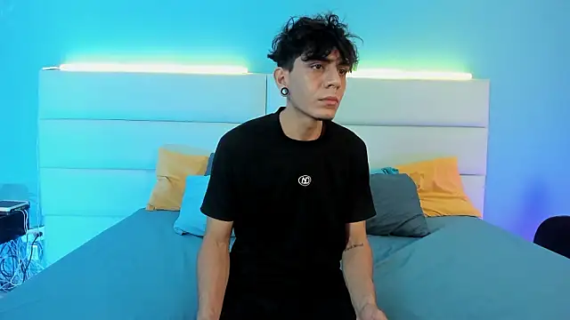 abrilandjulian online show from 02-28-26, 11:33