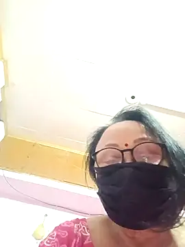 Snapshot of Hot-Mou11 chatting on 03-05-26, 01:07 Hot-Mou11 online show from 03-05-26, 01:07