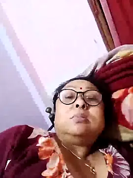 Snapshot of Hot-Mou11 chatting on 03-23-26, 01:48 Hot-Mou11 online show from 03-23-26, 01:48