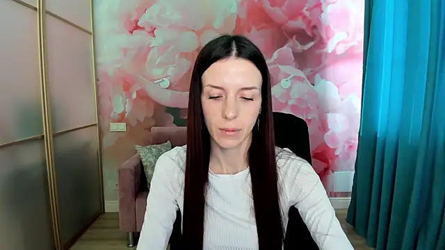 Snapshot of NoirDiva chatting on 03-05-26, 06:42 NoirDiva online show from 03-05-26, 06:42