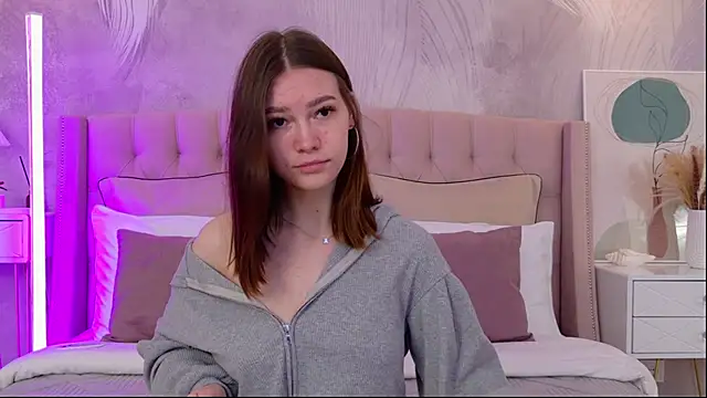 RebecaFields online show from 04-25-26, 03:09