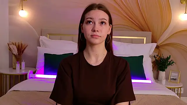 RebecaFields online show from 04-28-26, 03:17