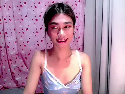 Snapshot of katrina_bigcock69 chatting on 02-24-26, 05:44 katrina bigcock69 online show from 02-24-26, 05:44