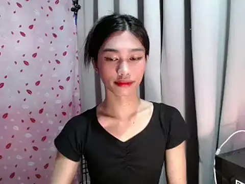 Snapshot of katrina_bigcock69 chatting on 03-06-26, 08:33 katrina bigcock69 online show from 03-06-26, 08:33