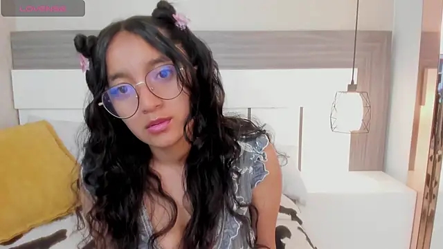 Emilyblussh online show from 02-24-26, 06:50