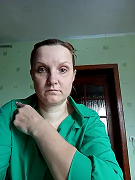 Snapshot of SusanGold9211 chatting on 02-26-26, 07:51 SusanGold9211 online show from 02-26-26, 07:51