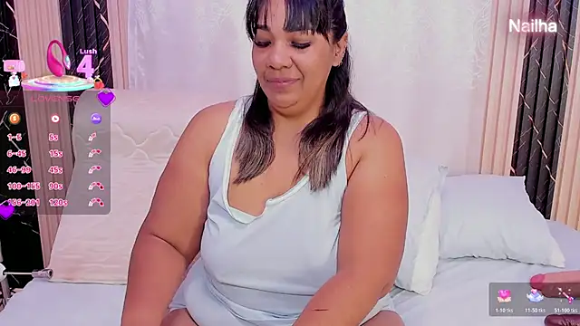 Snapshot of Cinnamon_Skin01 chatting on 05-15-26, 11:06 Cinnamon Skin01 online show from 05-15-26, 11:06