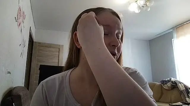 AnikaLipps online show from 06-07-26, 06:17