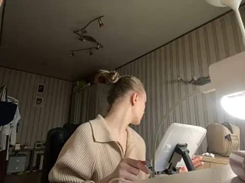 melissashineee online show from 03-10-26, 08:30