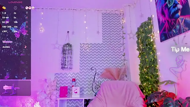 NahomyVega online show from 04-28-26, 08:25