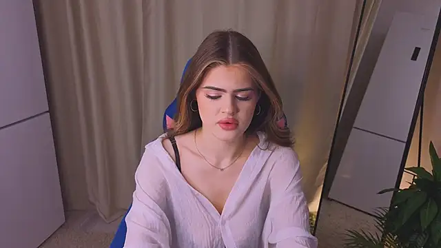 Snapshot of 404CUTIE_ chatting on 05-05-26, 05:26 404CUTIE online show from 05-05-26, 05:26