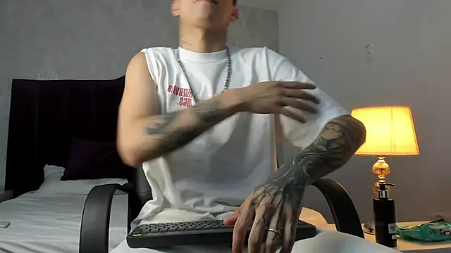 JoshBeech online show from 03-10-26, 05:29