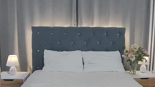 VikkyVonn online show from 02-18-26, 12:23