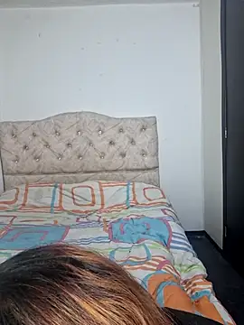 Snapshot of Belladona_nyx chatting on 02-20-26, 12:18 Belladona nyx online show from 02-20-26, 12:18