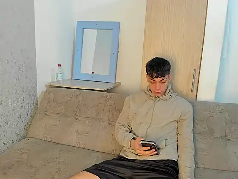 malakay sexxx18 online show from 03-14-26, 07:41