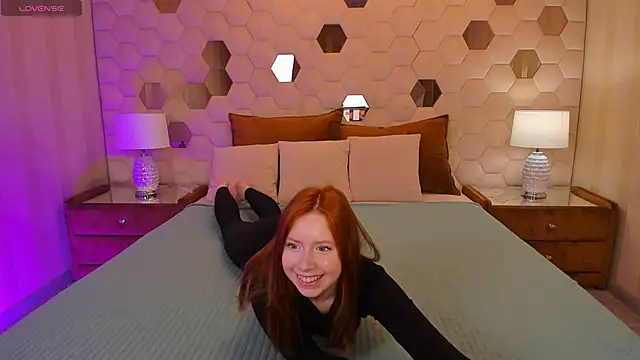 StellaBev online show from 03-11-26, 07:58