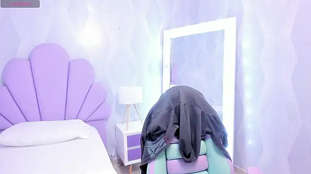 Snapshot of babysophie18_ chatting on 02-23-26, 10:12 babysophie18 online show from 02-23-26, 10:12