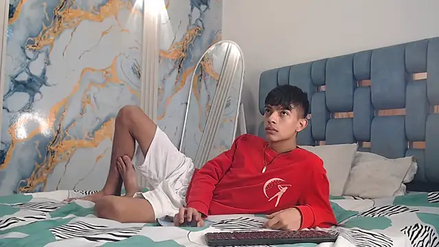 KITTY BOSH online show from 04-28-26, 01:27