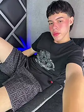 Lucian-greyy online show from 02-21-26, 04:13