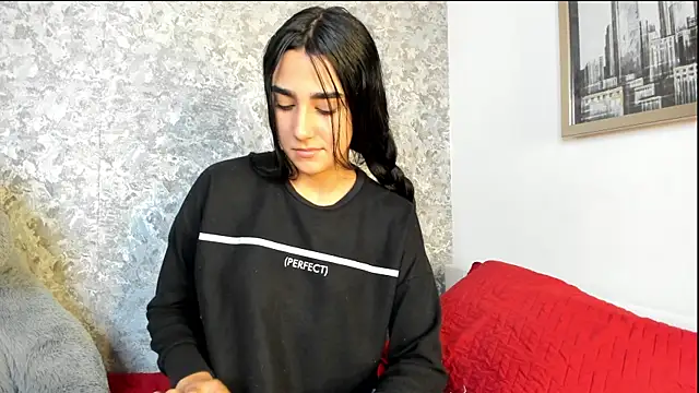 Anika H online show from 04-11-26, 12:20