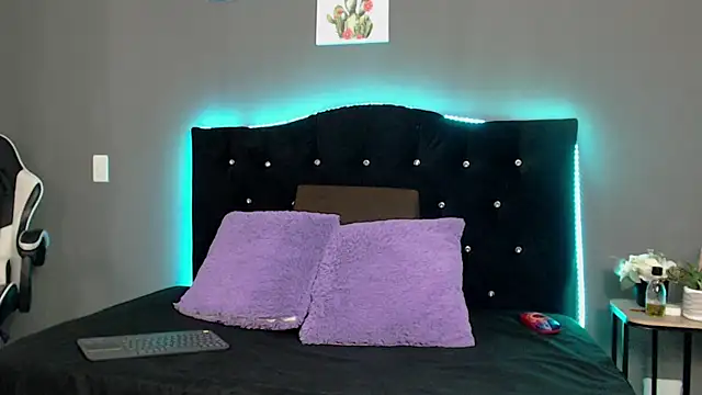 Ivy Heat online show from 05-22-26, 02:08