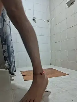 Snapshot of Penecitonoob chatting on 03-30-26, 06:36 Penecitonoob online show from 03-30-26, 06:36