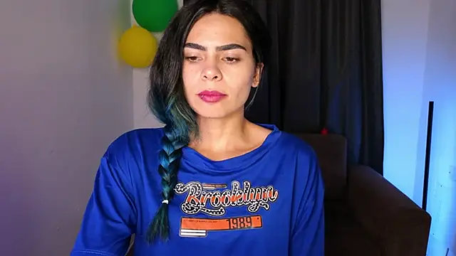 Snapshot of sexxylady11_ chatting on 03-10-26, 11:54 sexxylady11 online show from 03-10-26, 11:54