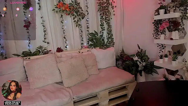 Snapshot of cata_desire chatting on 03-12-26, 08:37 cata desire online show from 03-12-26, 08:37