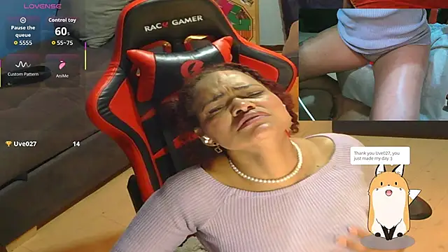 Snapshot of Helensex1 chatting on 03-07-26, 03:03 Helensex1 online show from 03-07-26, 03:03