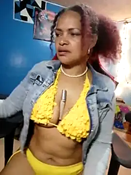 Snapshot of Helensex1 chatting on 03-13-26, 11:44 Helensex1 online show from 03-13-26, 11:44