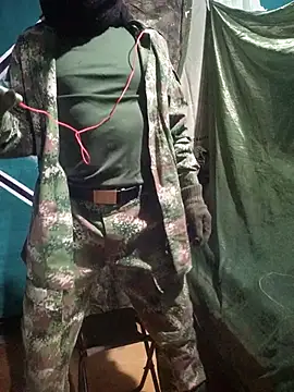 Snapshot of yisusalejo chatting on 03-05-26, 01:23 yisusalejo online show from 03-05-26, 01:23