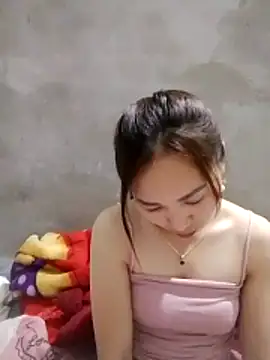 Snapshot of Thobaby112 chatting on 03-12-26, 10:43 Thobaby112 online show from 03-12-26, 10:43