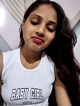 Snapshot of samayra1144 chatting on 03-08-26, 07:45 samayra1144 online show from 03-08-26, 07:45