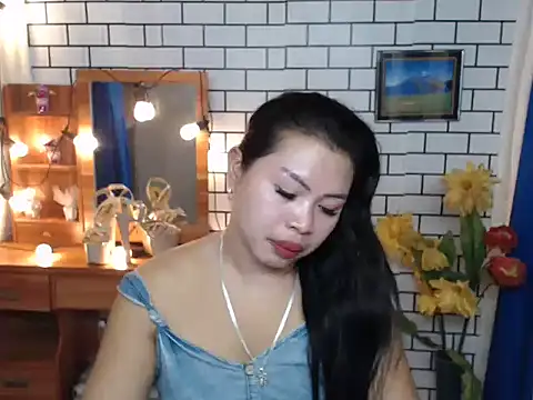 LovelyJessaXX online show from 03-03-26, 04:02