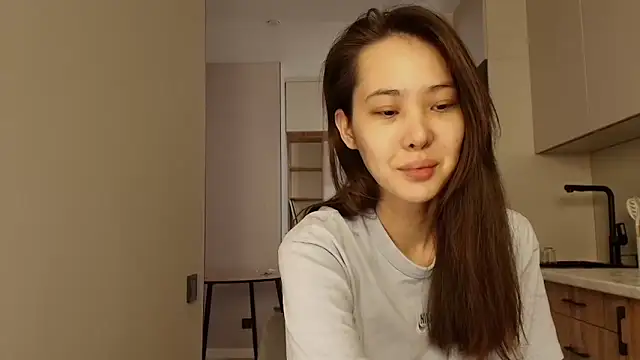 Snapshot of lilly_sweeet chatting on 03-01-26, 04:14 lilly sweeet online show from 03-01-26, 04:14