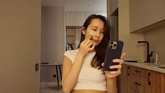 Snapshot of lilly_sweeet chatting on 03-12-26, 03:01 lilly sweeet online show from 03-12-26, 03:01