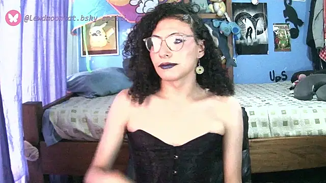 Snapshot of lewd_mooncat chatting on 03-27-26, 09:47 lewd mooncat online show from 03-27-26, 09:47