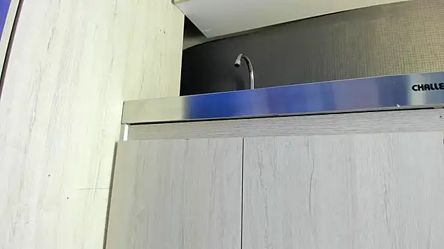 PerlaRogerss  online show from 04-28-26, 10:20