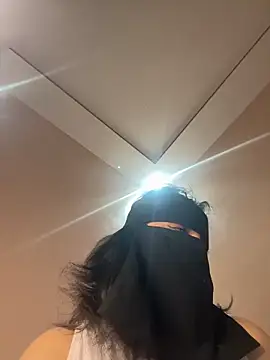 Snapshot of Lamarab chatting on 03-11-26, 09:54 Lamarab online show from 03-11-26, 09:54