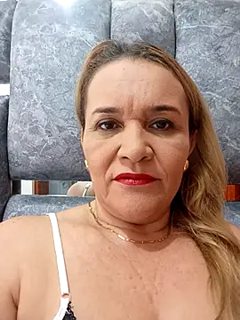 charlotte milf30 online show from 04-29-26, 01:26