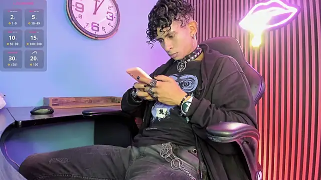 Maximoking26 online show from 02-24-26, 04:10