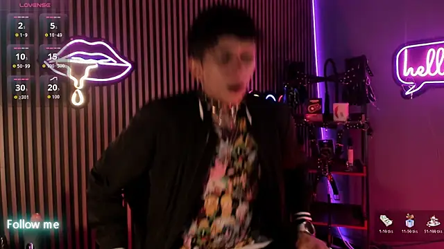 Maximoking26 online show from 04-25-26, 12:35