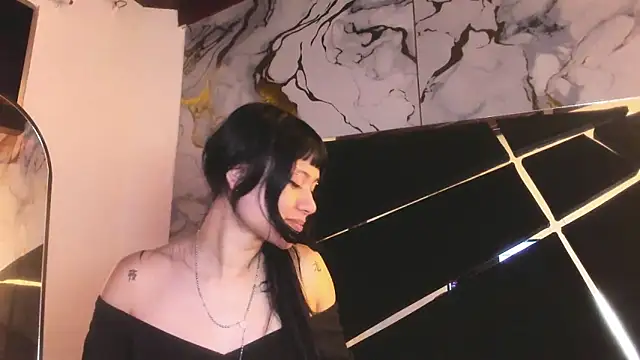 Couple In Heat online show from 04-26-26, 11:52