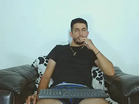 Snapshot of _Grasshopper chatting on 03-02-26, 02:14 Grasshopper online show from 03-02-26, 02:14