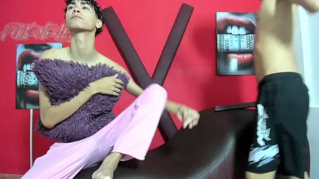 BOYS PLAY online show from 04-19-26, 05:34