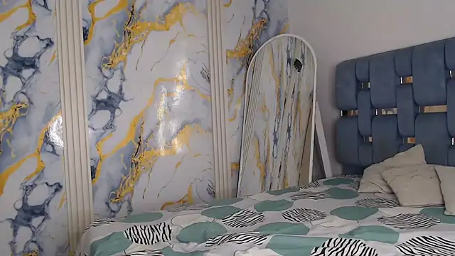 GOLD BOYS online show from 04-22-26, 01:23